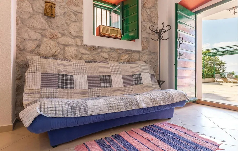 One-Bedroom Holiday Home In Podgora