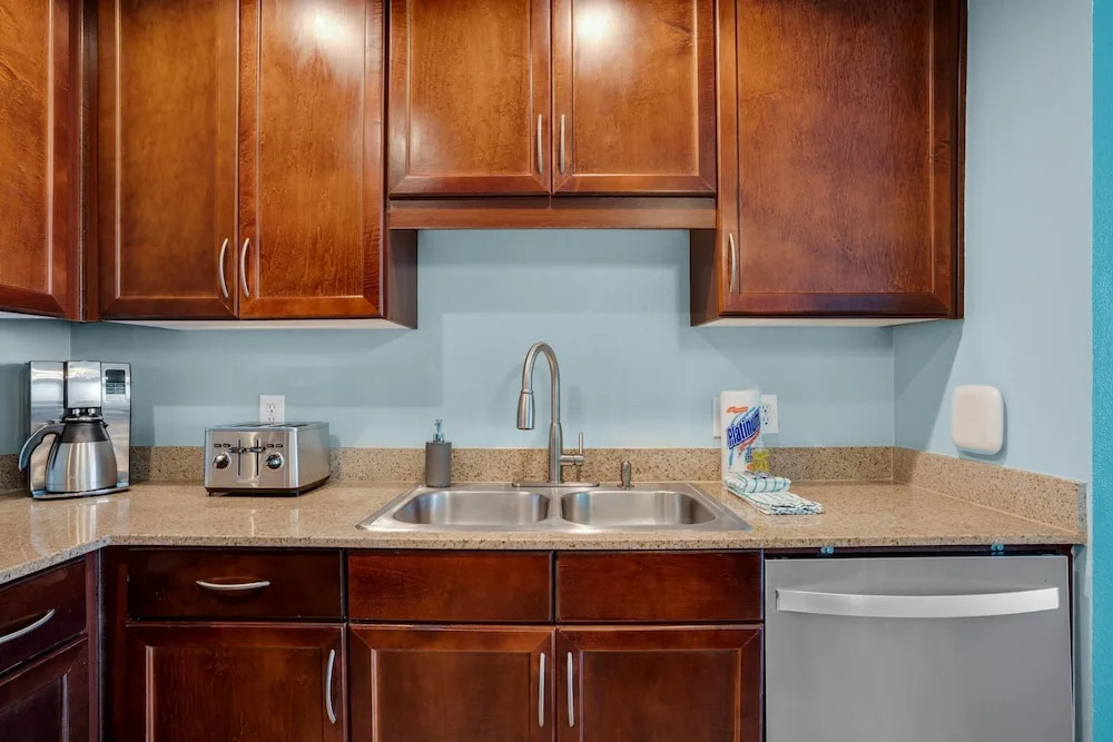 Laketown Wharf 607