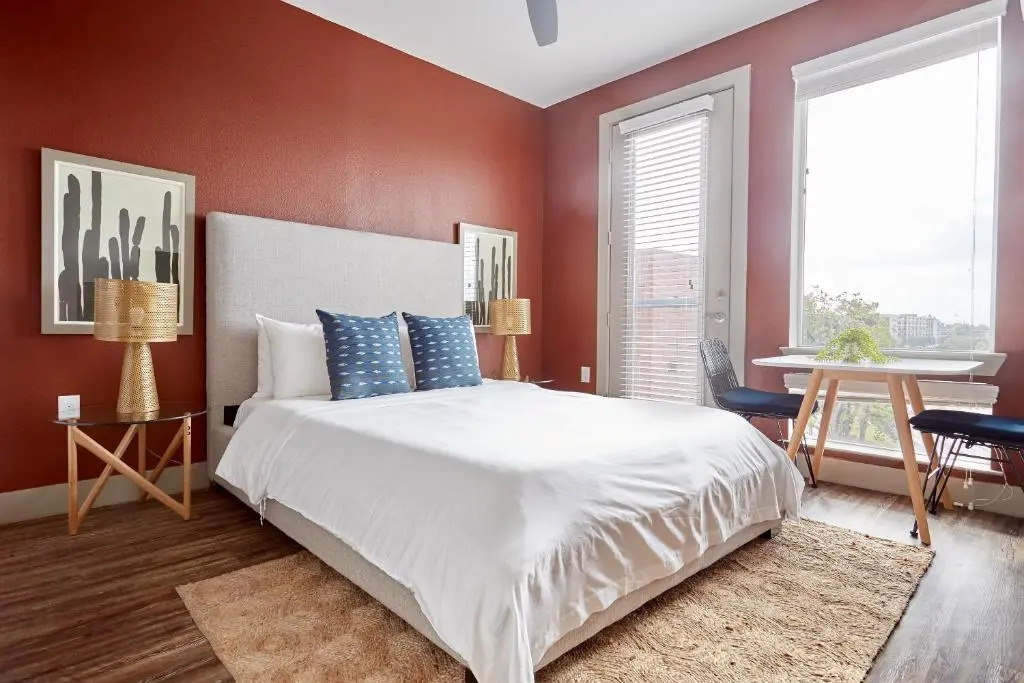 Sonder — East 5th