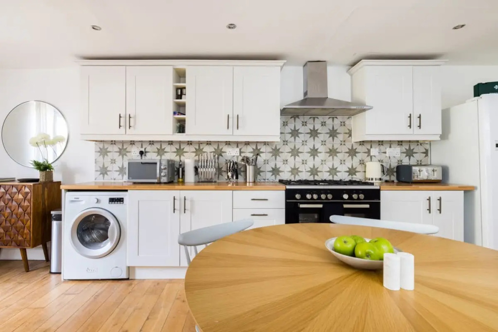 The Camberwell Nook - Lovely 5BDR House with Garden