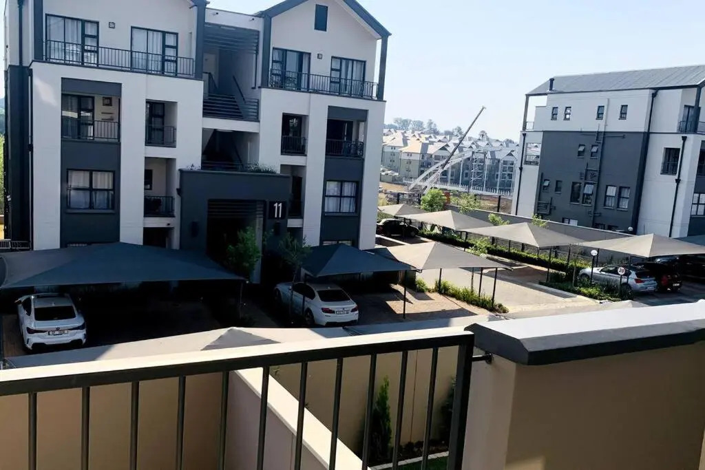 Munyaka Waterfall: Executive Apartment
