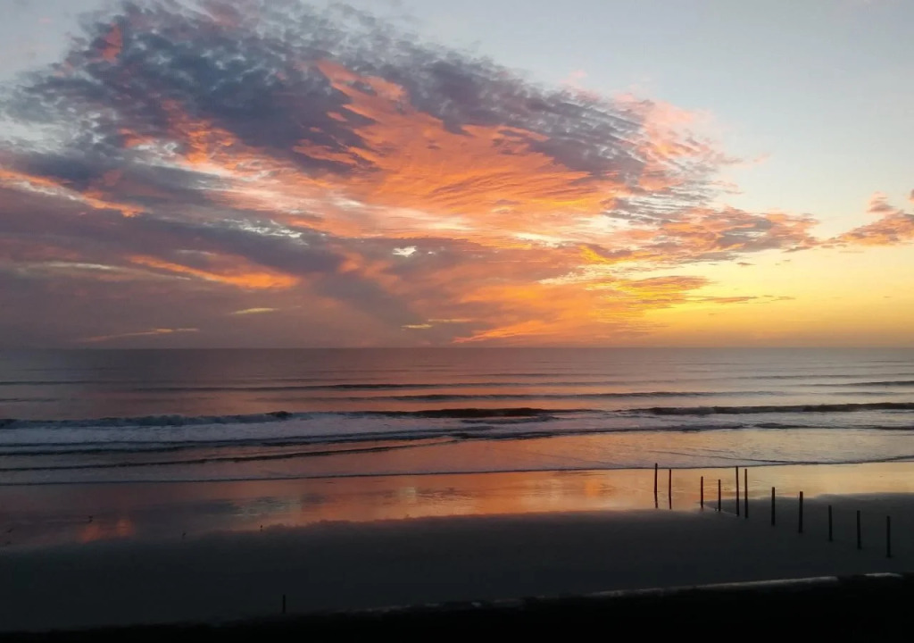 Daytona Inn Beach Resort