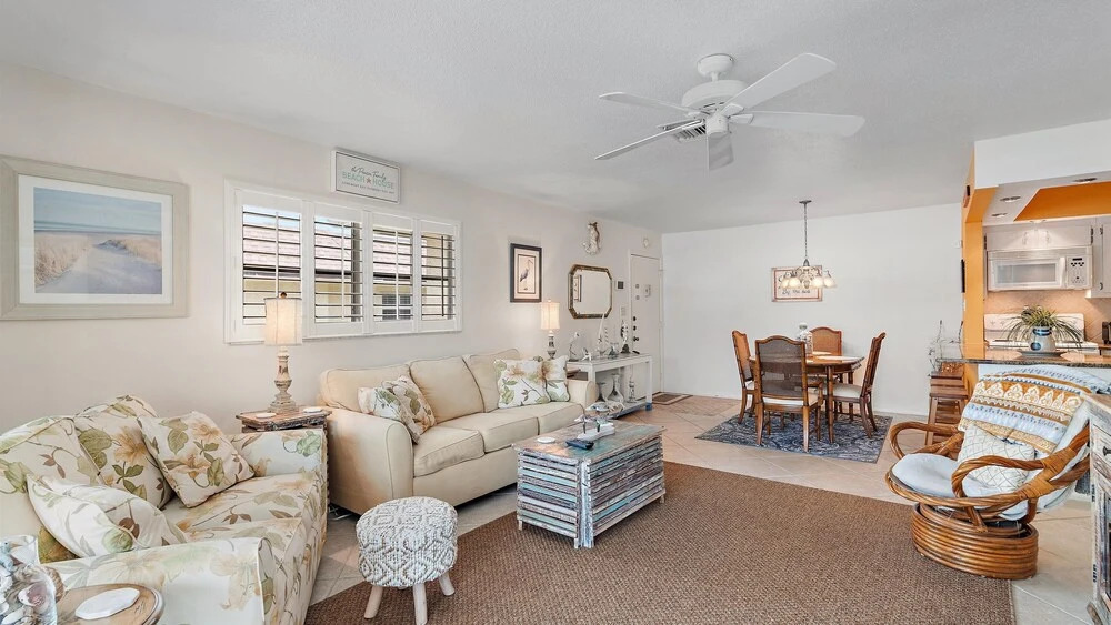 Serenity On Sutton 2 Bedroom Townhouse by RedAwning
