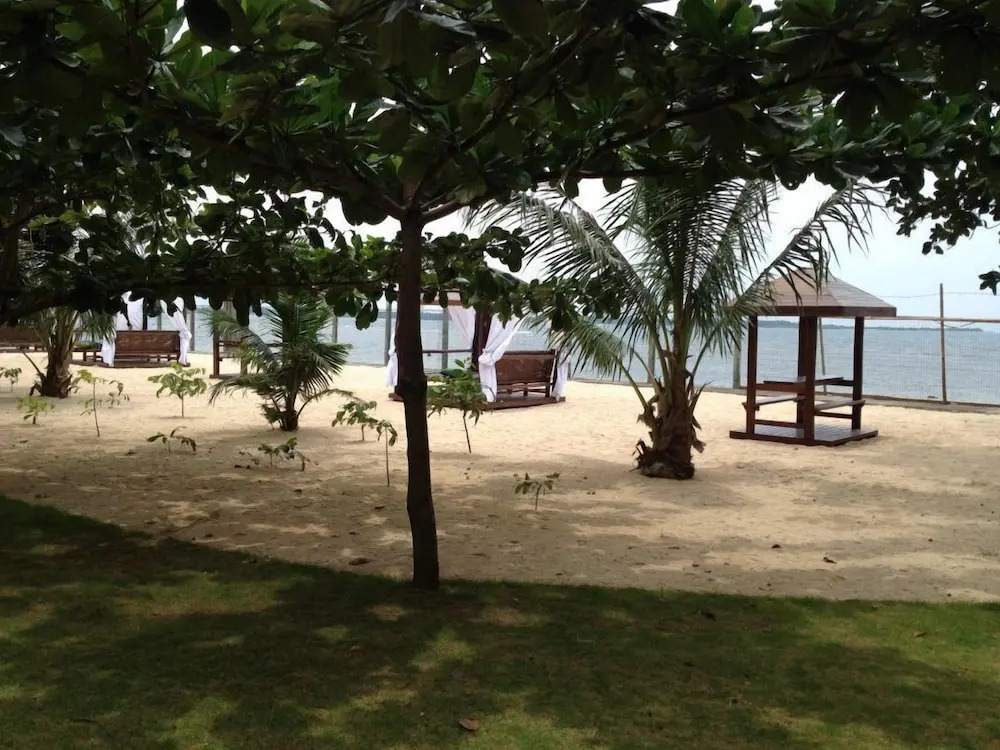 Monte Costa Resort