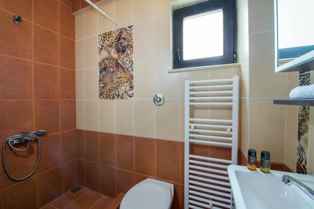 Manolia Dream Apartment 3-bedrooms 30m to the beach