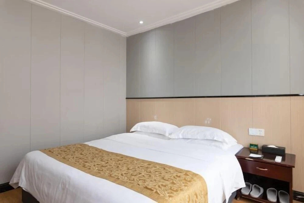Haorui Huating Hotel