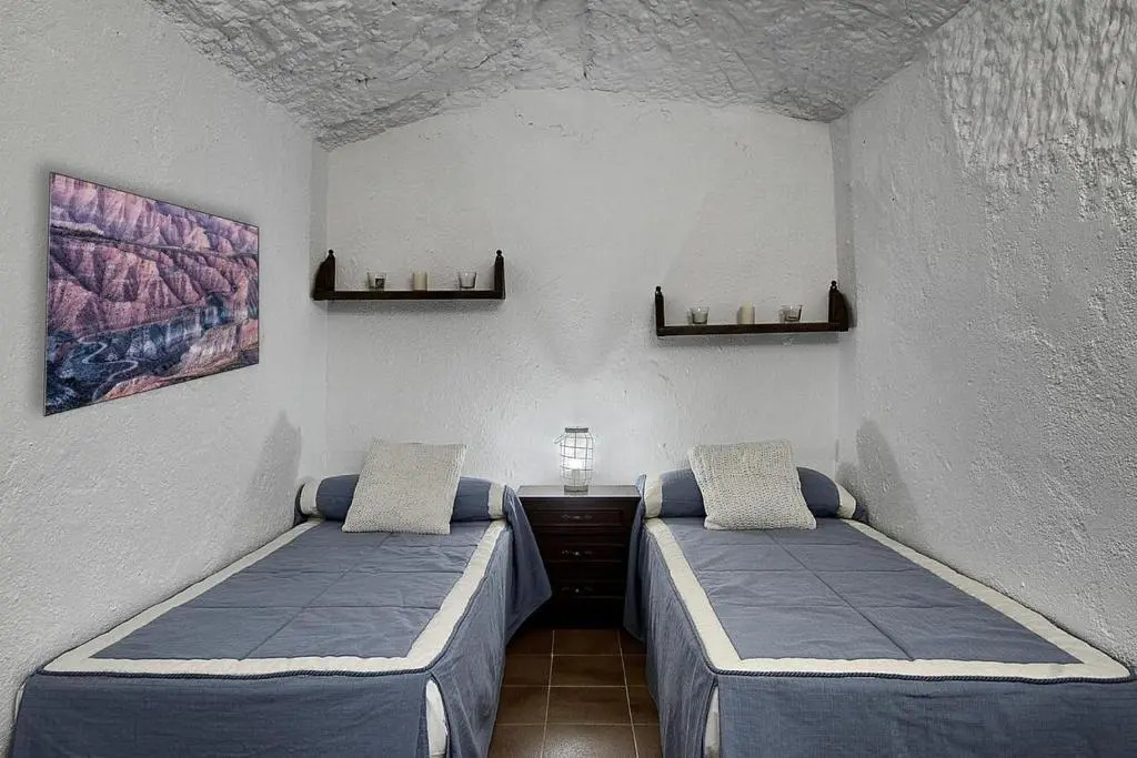 Cueva Alcázar