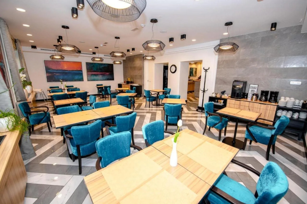 Urban Boutique Hotel Center