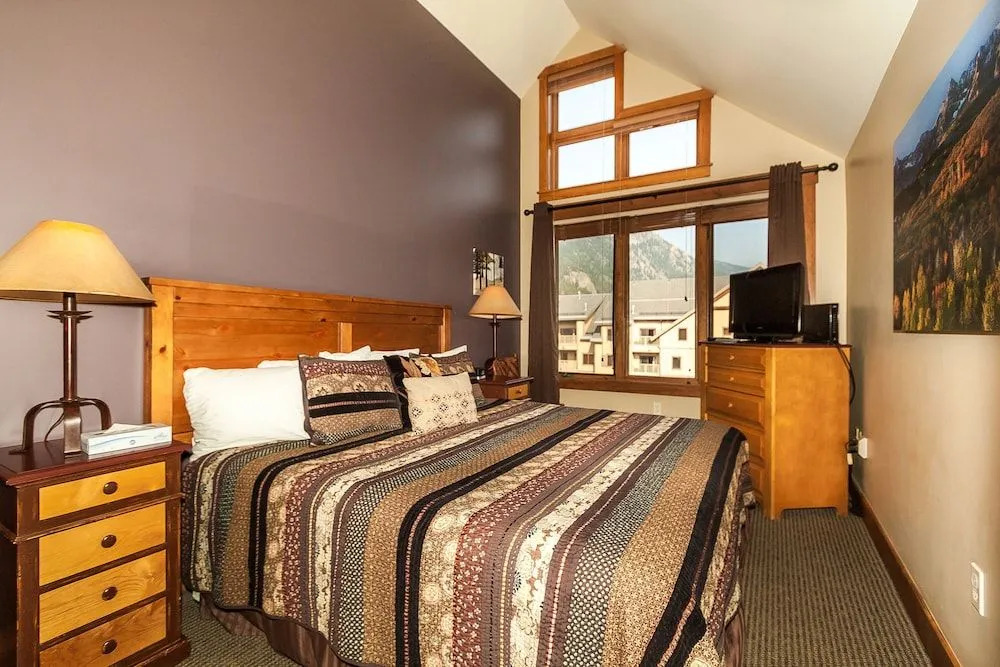 Springs #8905 - 2 Br Condo