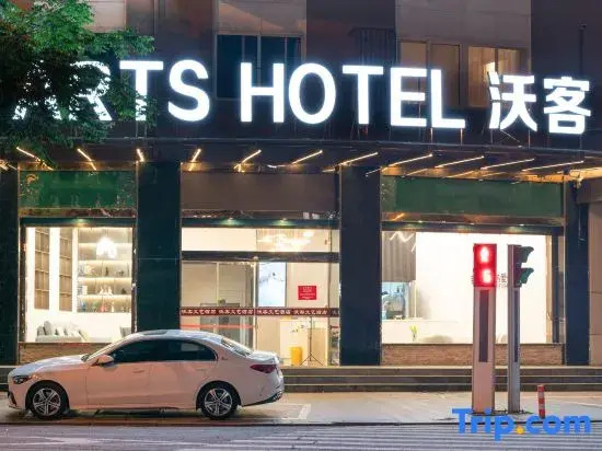 Woke Arts Hotel