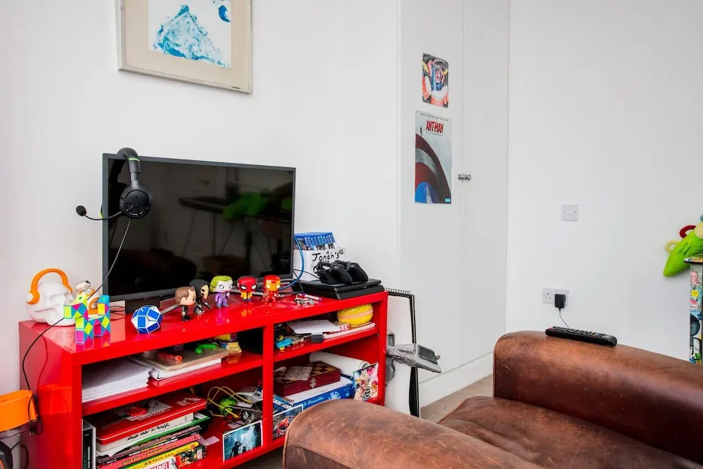 Wonderful 4 Bedroom Home In Kensal Rise
