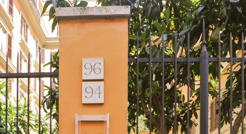 LarissaRooms