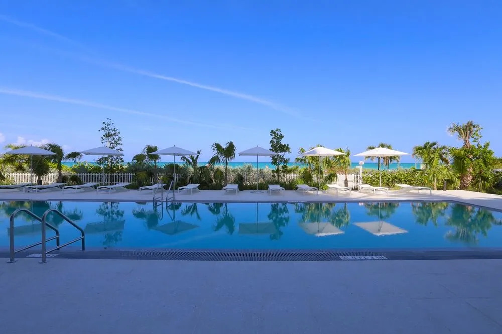 Monte Carlo Suites in Miami Beach