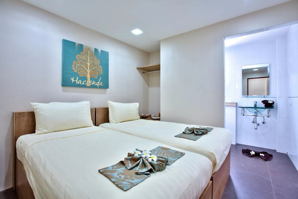 Riviera Beach Hotel