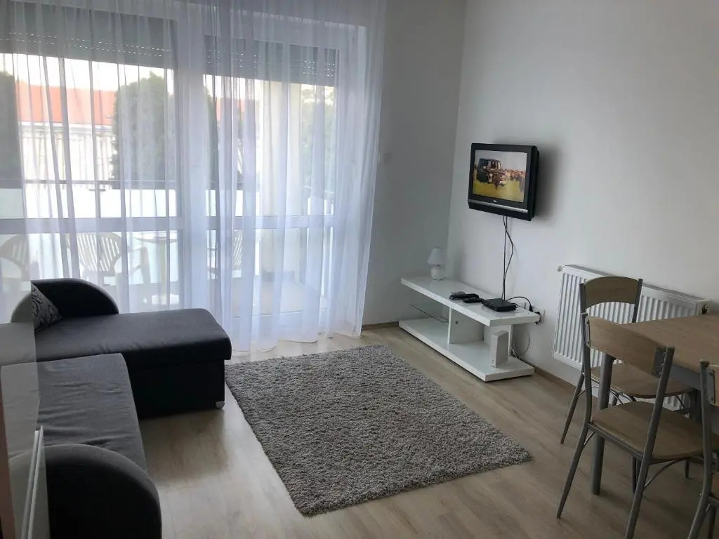 Belle Casa 34
