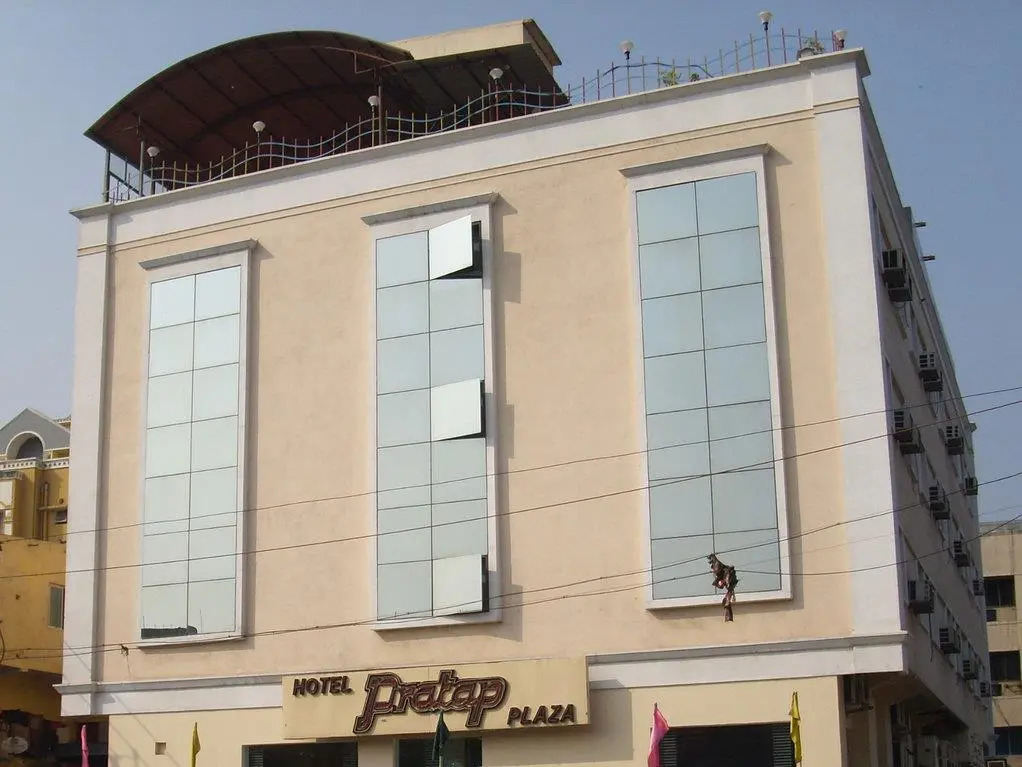 Hotel Pratap Plaza