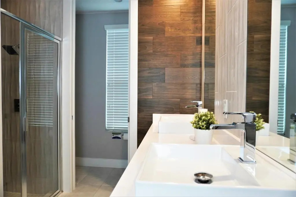 Wonderful Five En-Suite Bedrooms House with Hot Tub at Summerville Resort 2633