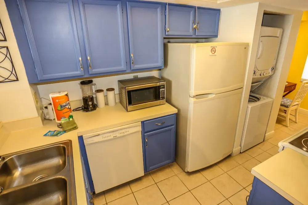 Riviera Club 204 by Distinctive Beach Rentals