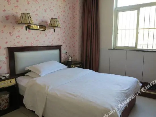 Lianyun Hotel