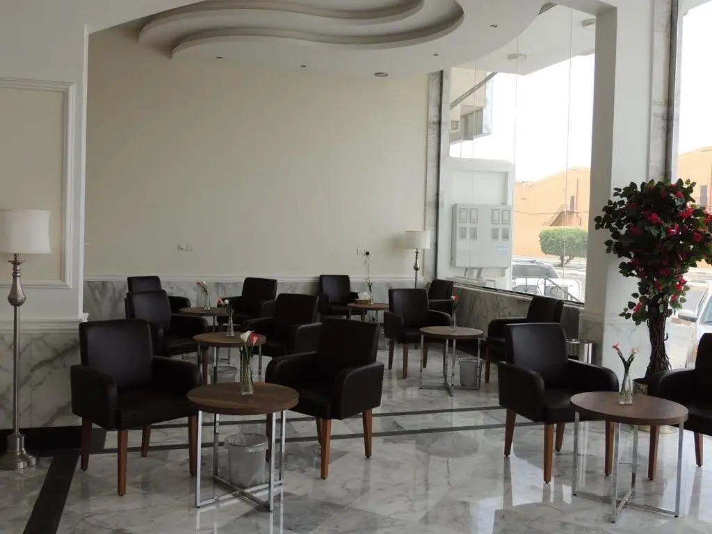 Golden square قولدن سكوير