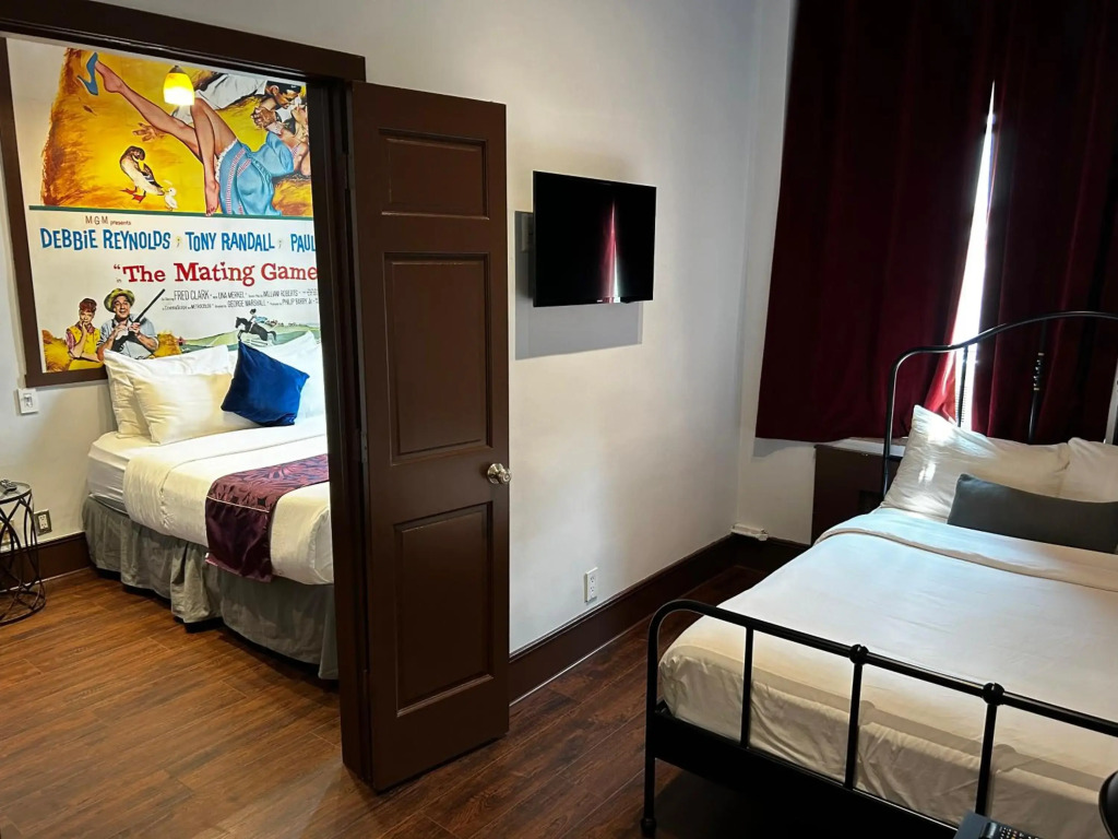 Chelsea Pines Inn