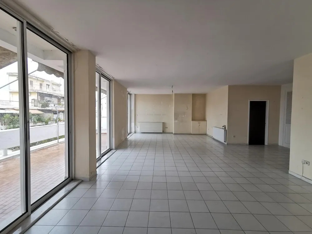 Solon - Deluxe City Center Apartment