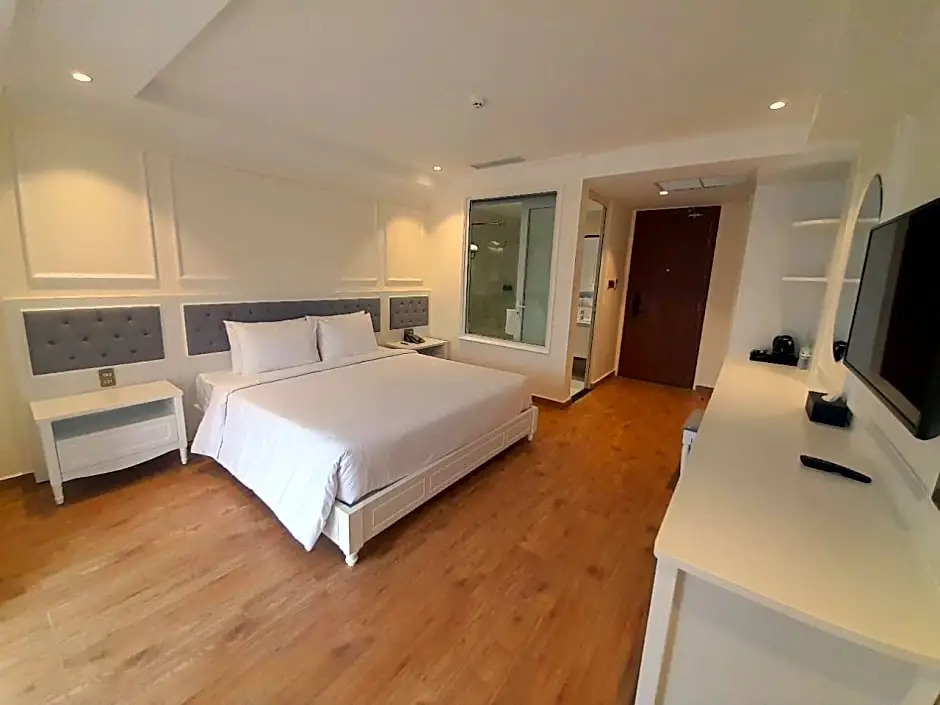 Nature Hotel - Pham Hong Thai