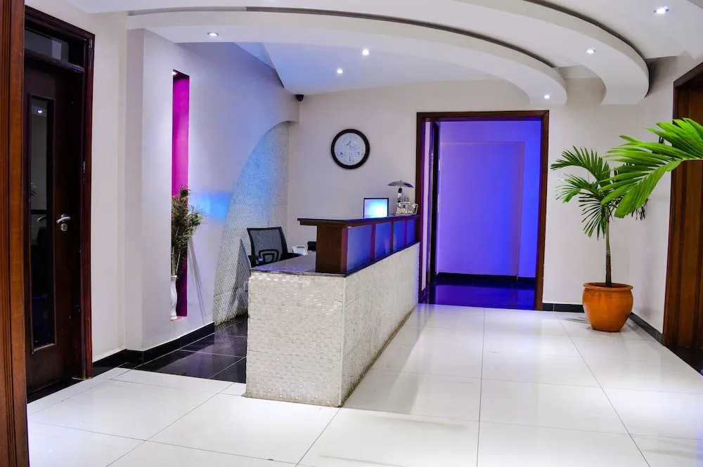 Decale Jewel Stone Hotel