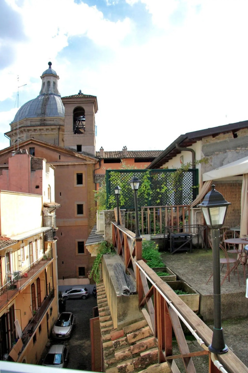Daplace - HQH Colosseo