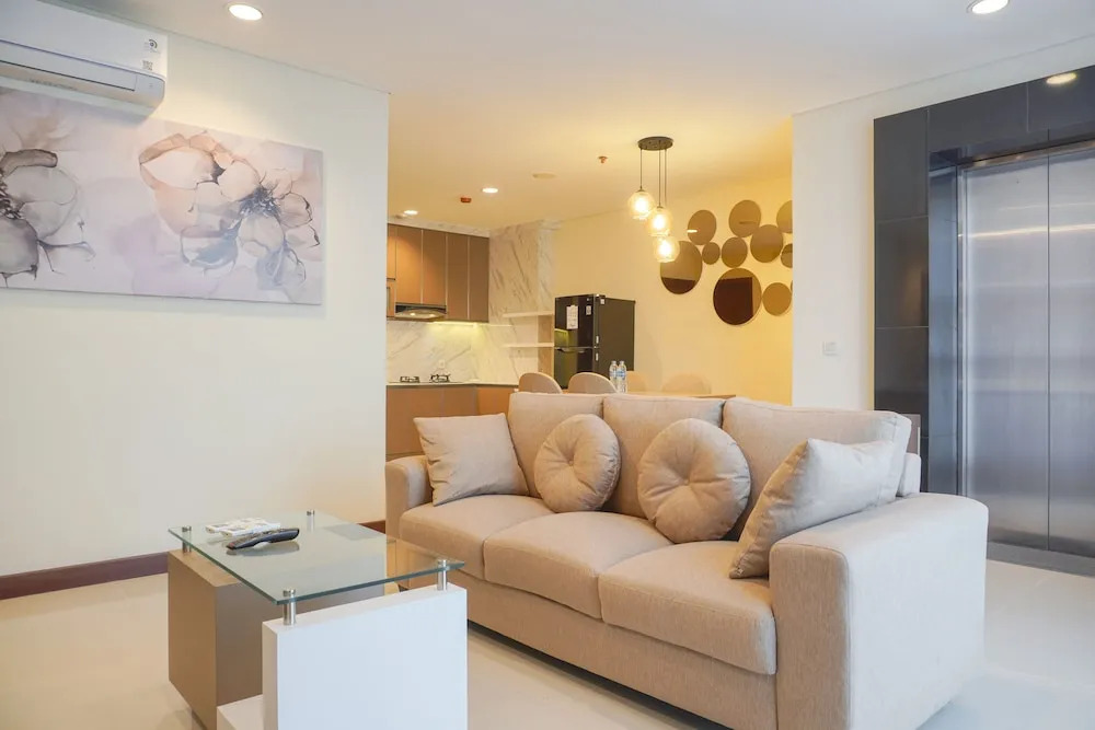 Nice And Comfort 2Br Apartment At The Kencana Residence