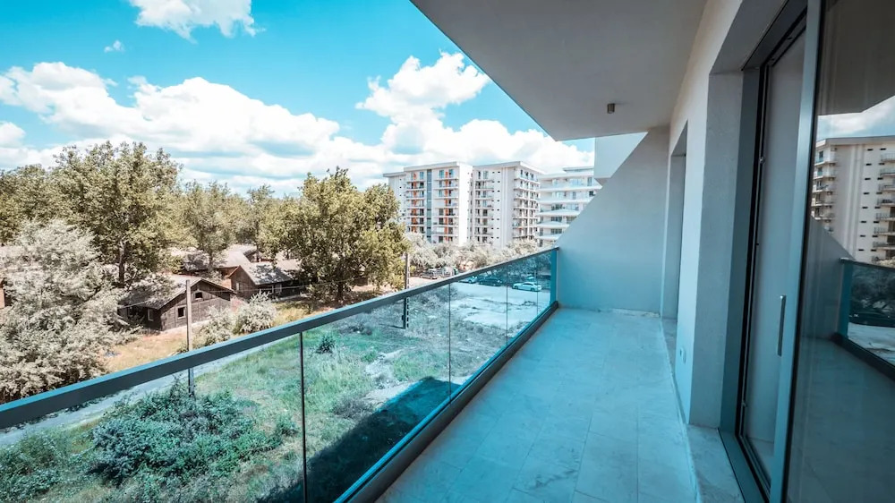 Wave 6 Apartments