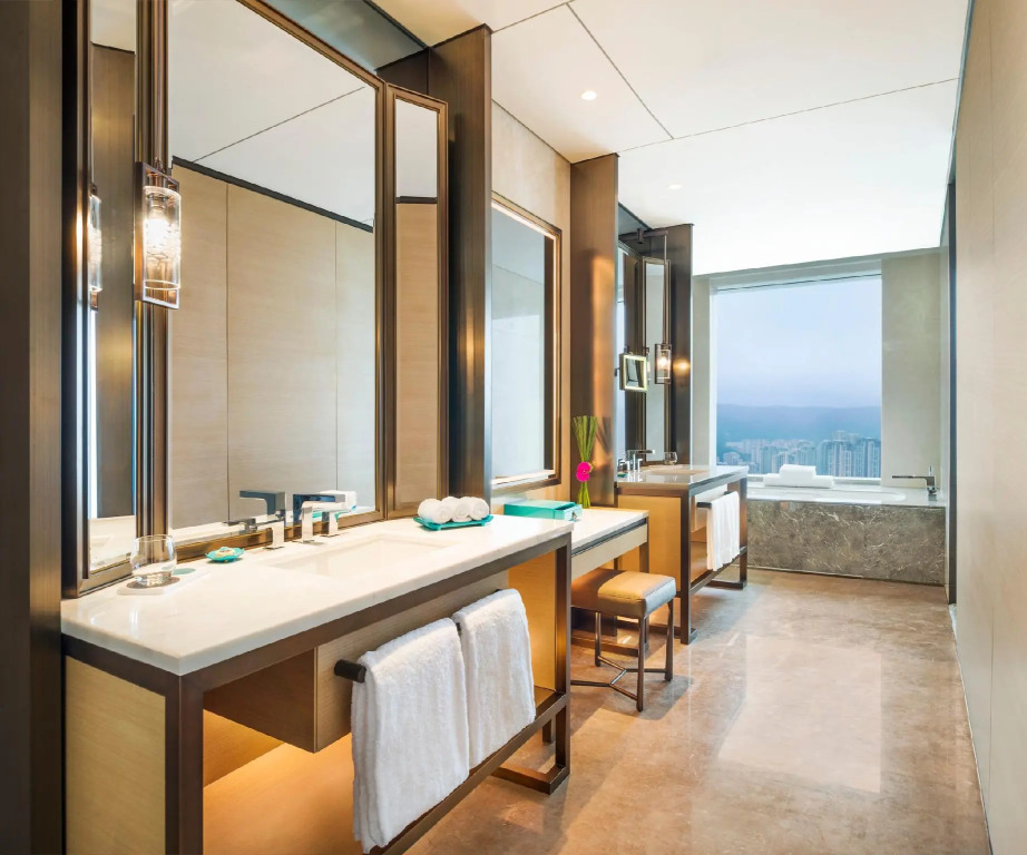 Meixi Lake Hotel, a Luxury Collection Hotel by Marriott, Changsha