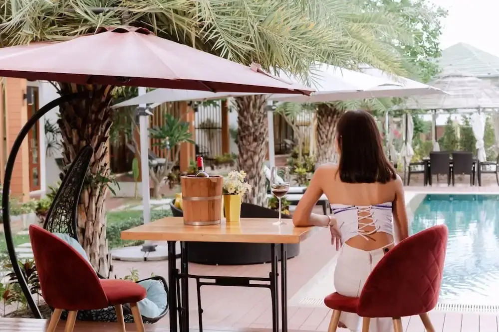 Kan & Kan Luxury Pool Villa Hua Hin with all bathtub