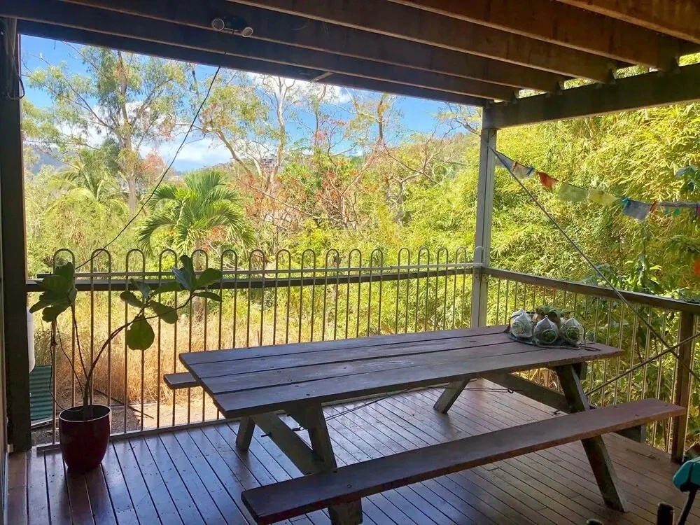 Airlie Beach Pet Friendly 3 Bedrooms