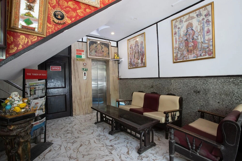OYO 23563 KG palace