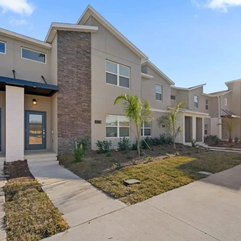 4224 Modern 4BD Private Pool - Near Disney