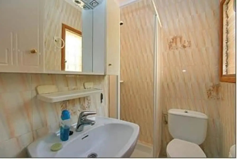 Villa - 5 Bedrooms with Pool and WiFi - 103974