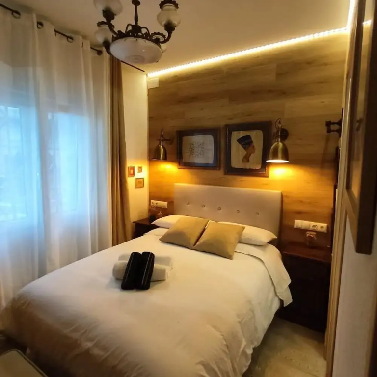 Хостел House with 9 private rooms