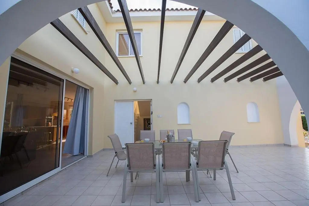 Villa Ayia Triada, Beautiful 5Bdr Villa With Pool, Close To All Beaches
