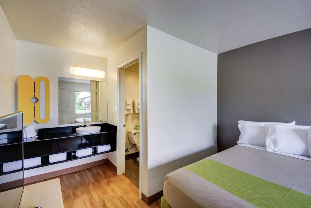 Studio 6 Midwest City, Ok - Oklahoma City