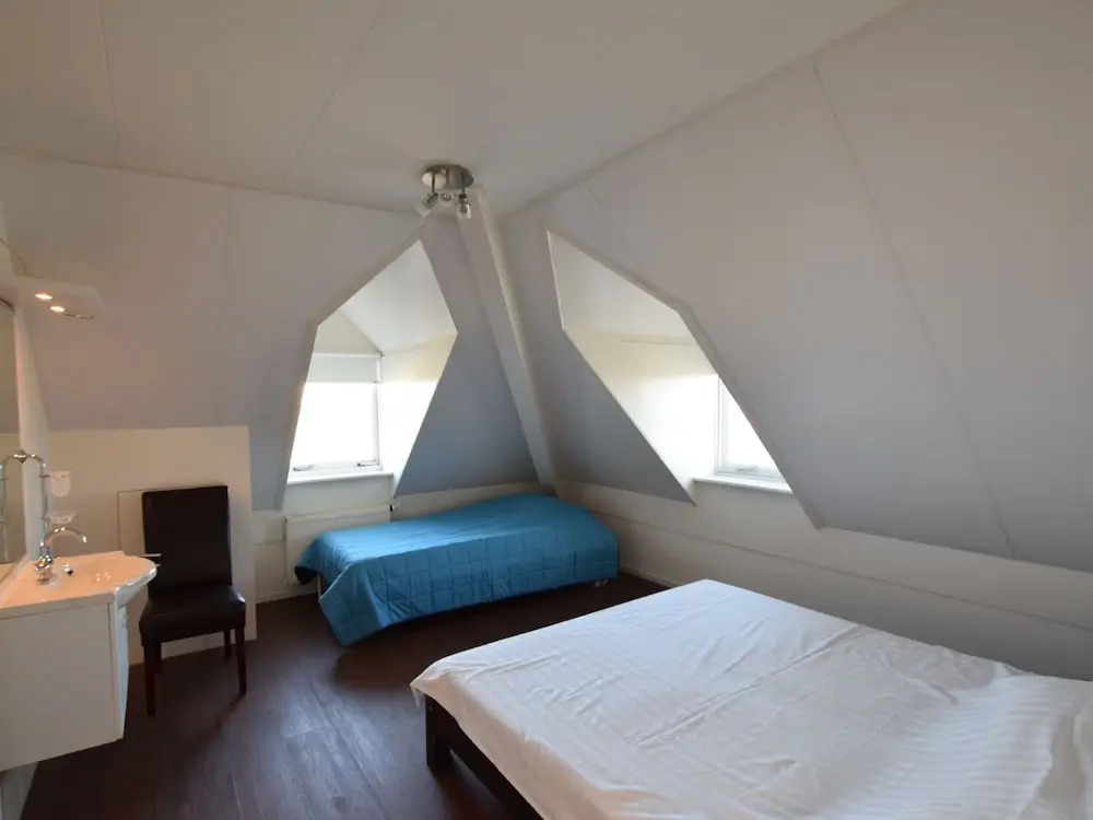 Luxurious Holiday Home With Billiards Table and Sauna, Atop the Dunes in De Koog