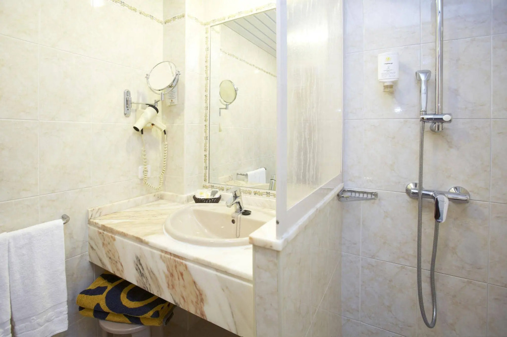 Universal Hotel Cabo Blanco