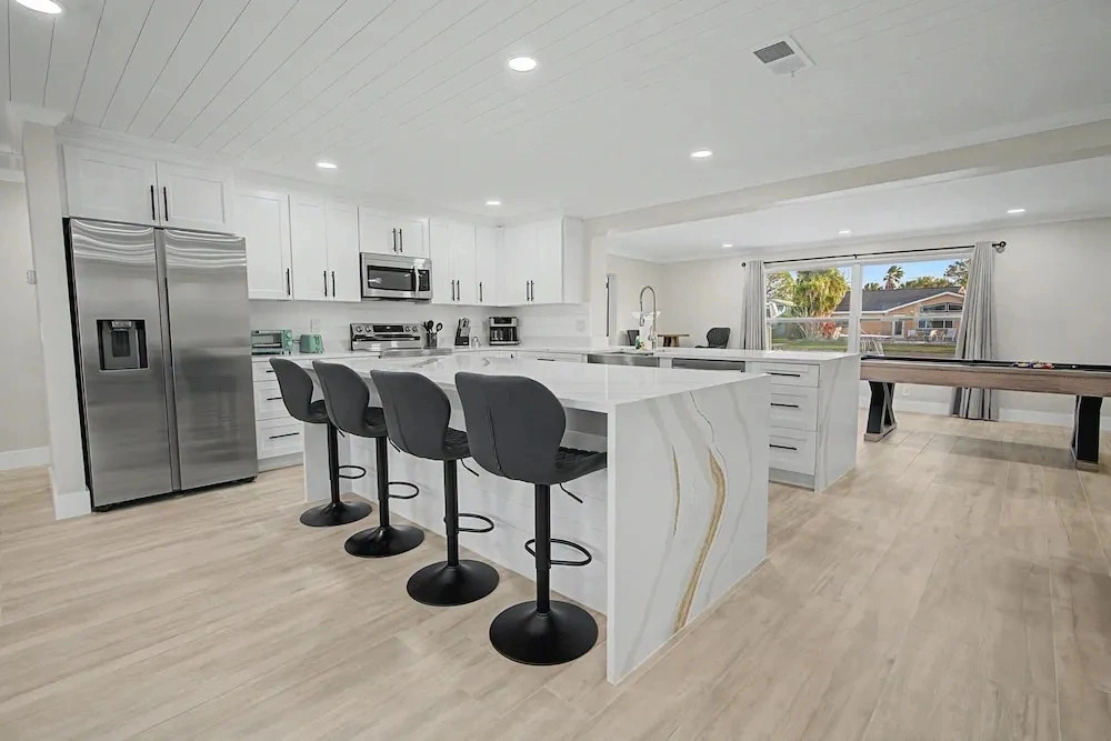 Harbor Island - 4900 Shoreview Ct 3 Bedroom Home