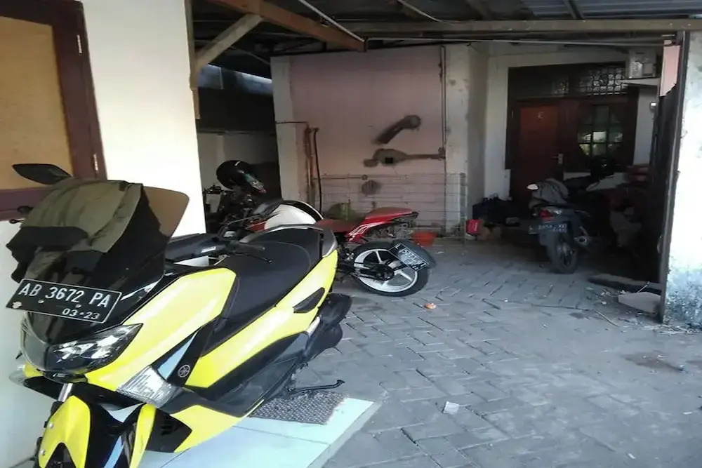Kost 48 Surabaya