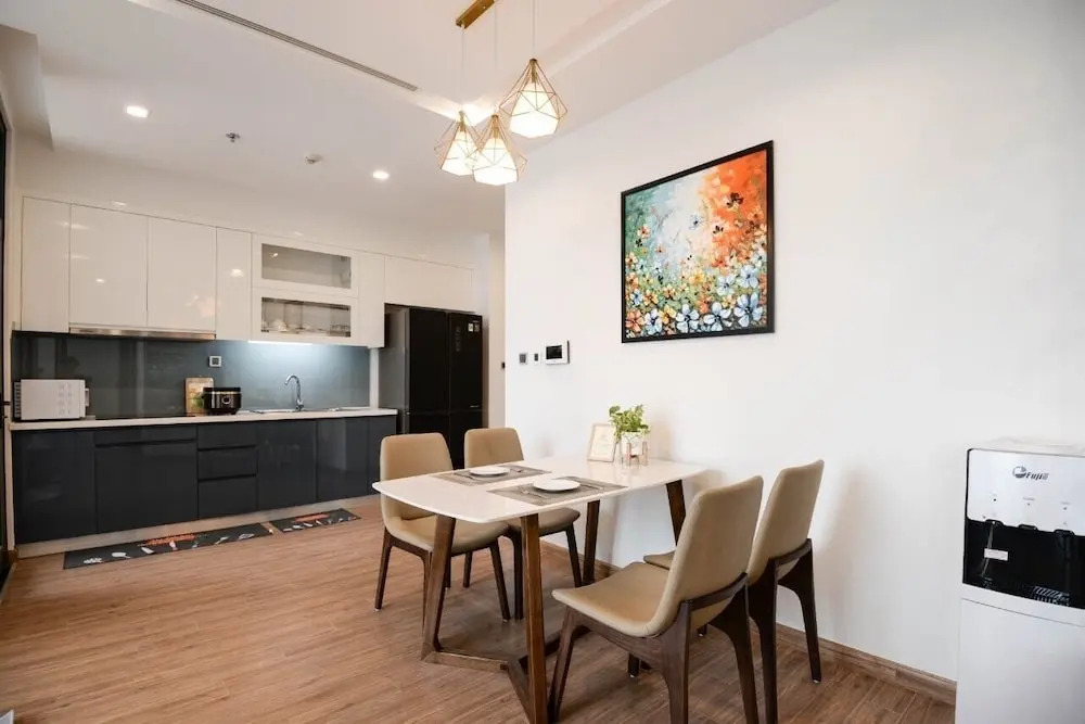 Homefromhome Metropolis Apartments