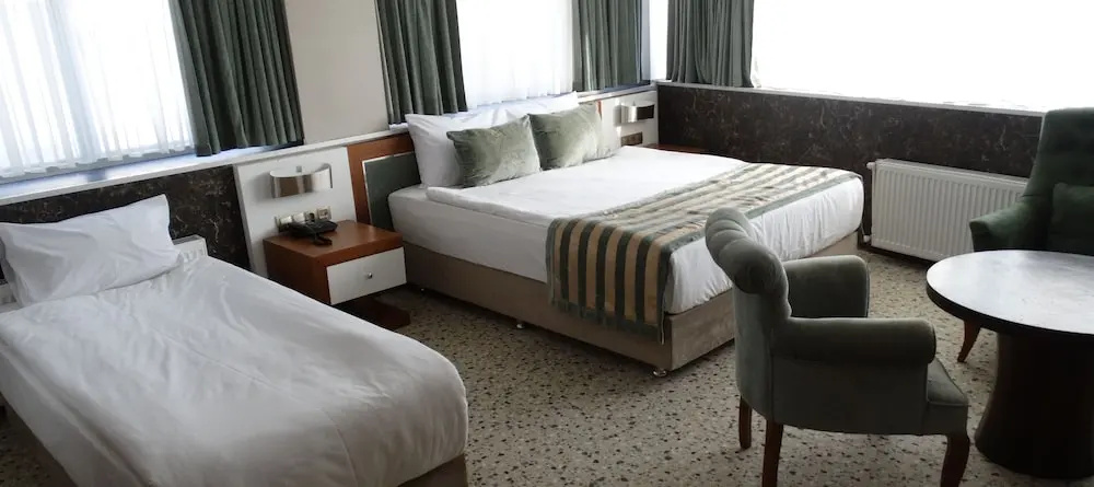 Royal Sweet Hotel