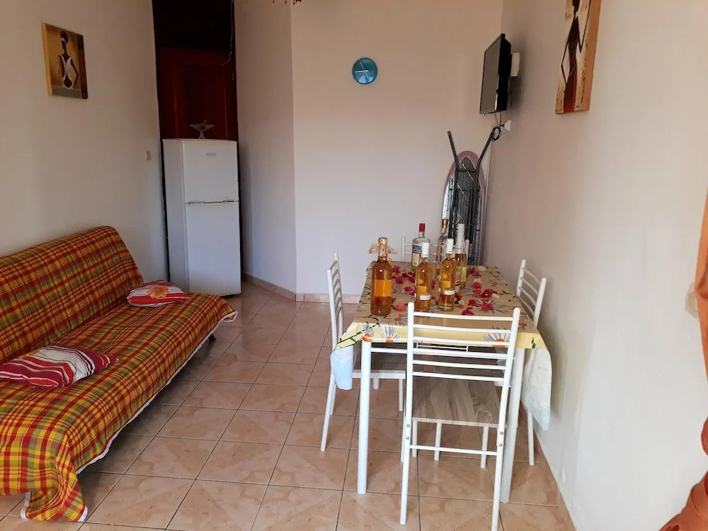 Studio in Baie Mahault, With Wonderful Mountain View, Enclosed Garden