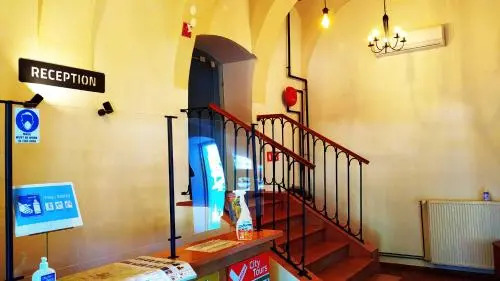AdHoc Hostel