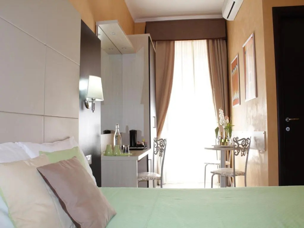 Candia Inn Vatican