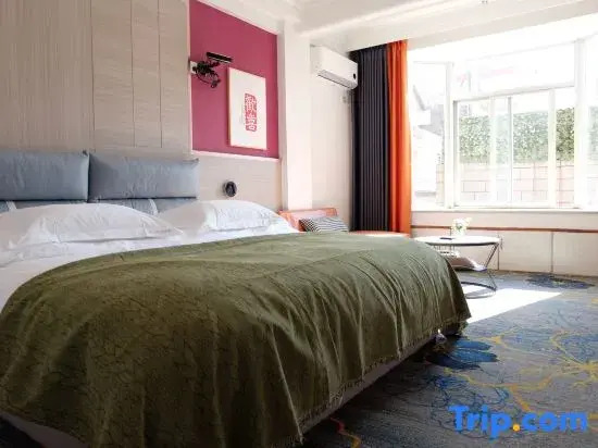 Juyuan Homestay (Quanzhou West Street Bell Tower Store)